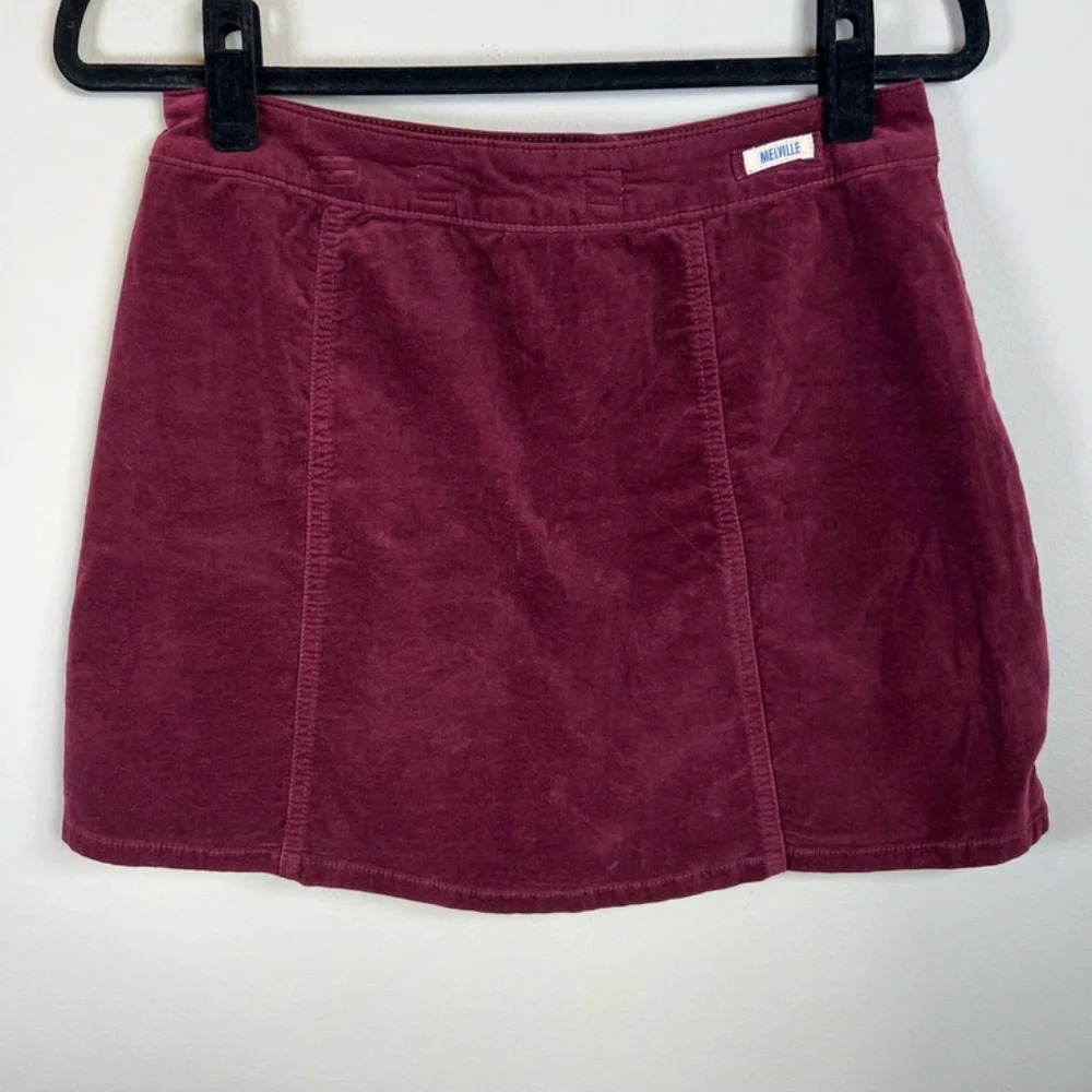 Brandy Melville Velour Snap Front Mini Skirt Burgundy Stretch Women's Sz Medium - Picture 5 of 8